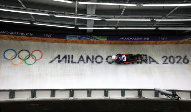 2月7日，中国选手鲍振宇在第二轮比赛中。新华社记者 丁旭 摄