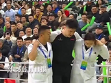 CBA俱乐部杯季军赛裁判李津无冲撞受伤离场