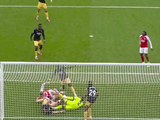 埃泽入选英超本赛季最令人扼腕射门失误