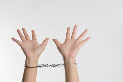 恐吓他人定什么罪-找法网|人身安全|违法行为|治安管理处罚法|罚款|中华人民共和国治安管理处罚法_新浪新闻