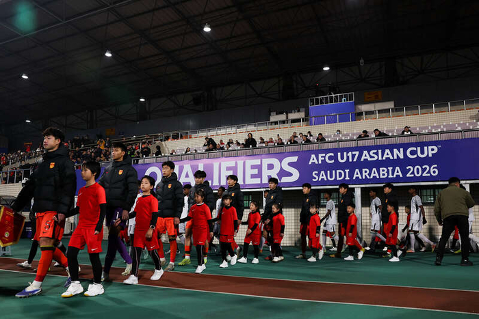 11月30日，中国队4:0战胜孟加拉国队，5战全胜晋级明年在沙特阿拉伯举行的U17亚洲杯赛。视觉中国供图