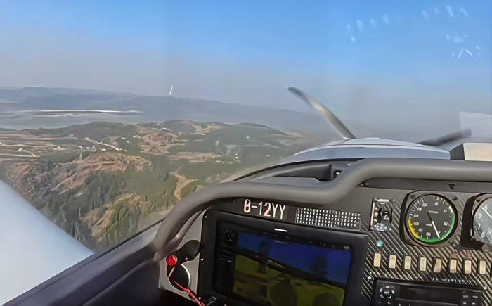 南充凤仪湾至重庆梁平的航线首飞