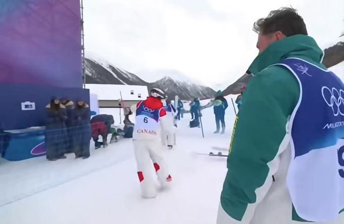 金斯伯里再次与冠军失之交臂（视频截图）