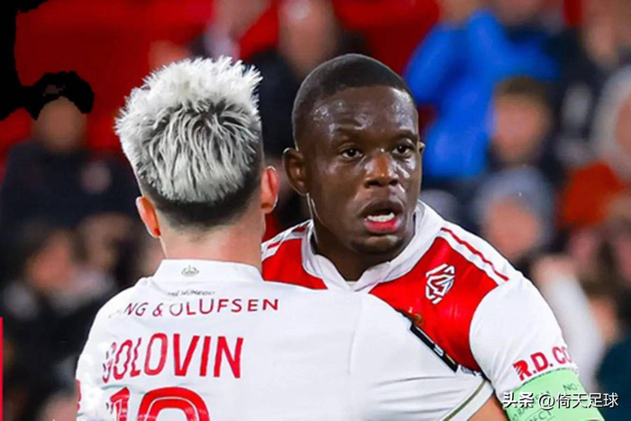 尽管戈洛温被罚下，摩纳哥还是守住了胜果。摩纳哥在主场连胜两场，而南特则在联赛中遭遇五连败。戈洛温将因此缺席下一轮法甲联赛对阵勒阿弗尔的比赛。