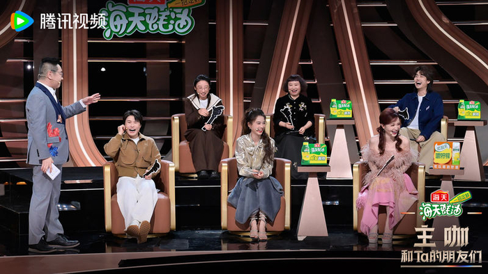 嘉宾们通过真诚的分享与交流，回应了大众的关注与期待。 