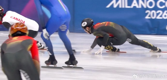 短道速滑男子5000米接力中国队输在哪里,教练组的战术安排有何争议?|加拿大|冬奥会|张柏浩|刘少昂|中国短道速滑队_新浪体育_新浪新闻