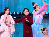 张含韵王珮瑜春晚合唱京剧戏歌《海棠花开》