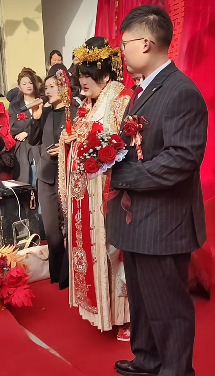 打开网易新闻 查看精彩图片