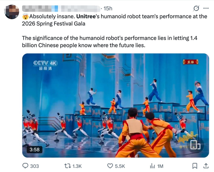 外网爆火、国人刷屏:今年春晚的机器人“顶流”,为什么还是宇树?|Unitree R1|宇树科技|队形|空翻|节目_新浪新闻