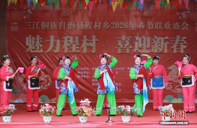 图为活动现场。龚普康 摄