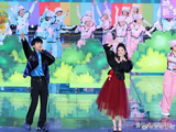 大张伟谢娜唱阳光彩虹小白马共贺马年 欢乐气氛引爆全网期待