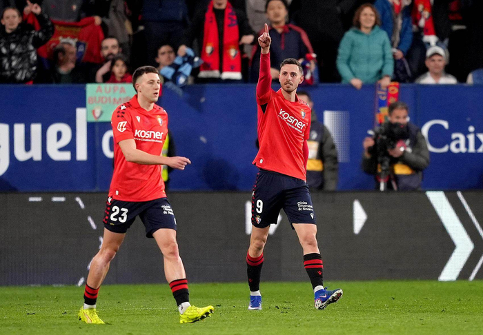 劳尔·加西亚（右）的绝杀进球被改判有效