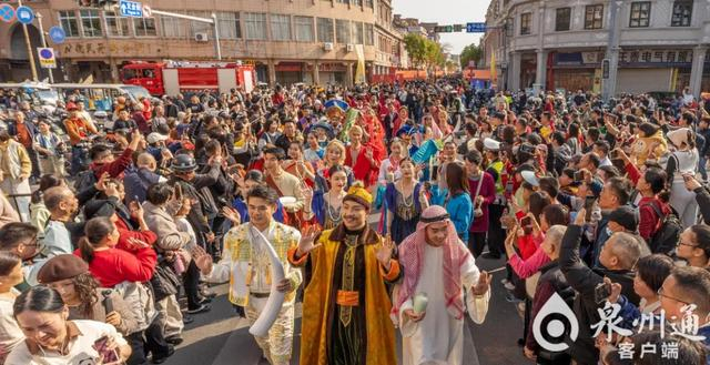 2026年泉州非遗街秀重现“涨海声中万国商”的繁华盛景 （泉州晚报社融媒体记者 陈起拓 摄）