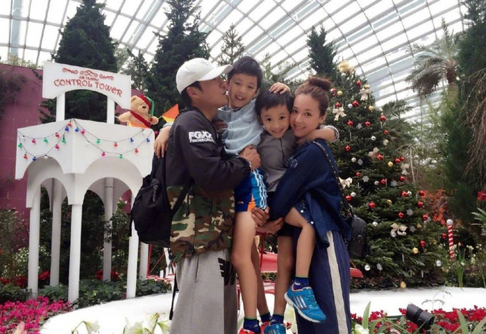 　　马景涛一家度假。（资料图）