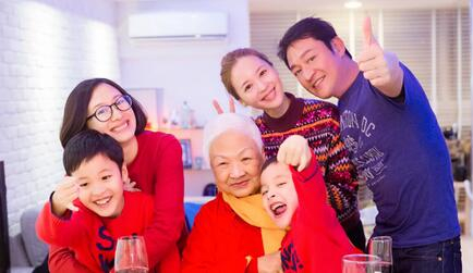 　　一家人合照。（资料图）