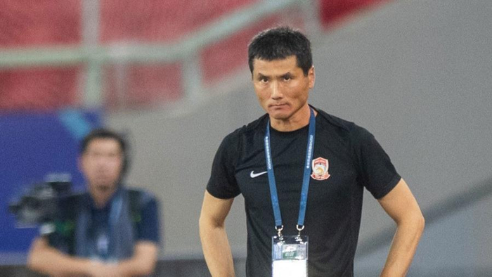 邵佳一能否抓住机遇，带领国足取得让人满意的成绩？（资料片）新华社发