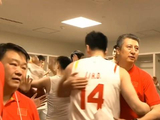 赛后中国男篮更衣室士气高涨，3天后还有一场对决！