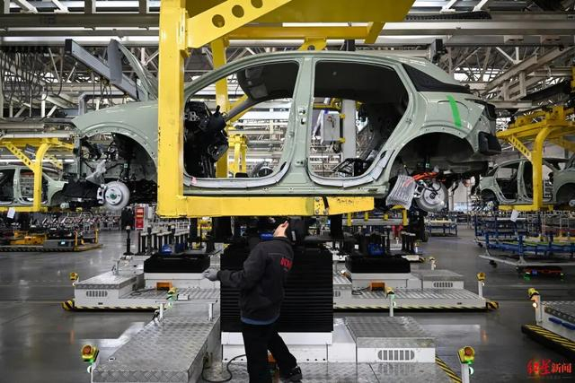 领克汽车成都工厂。微信公众号“成都发布” 图