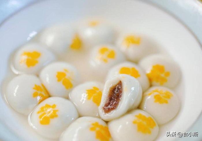 煮汤圆时,有人加盐煮,有人加糖煮!都不对,这才是正确做法|元宵|白醋|元宵节|朋友|小勺_新浪新闻