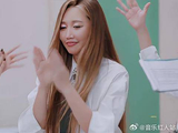 贾静雯姐的女团预备之路：从唱跳双废到金曲歌后，蜕变之旅！