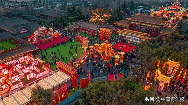 万岁山武侠城。（来源：开封市文旅局）