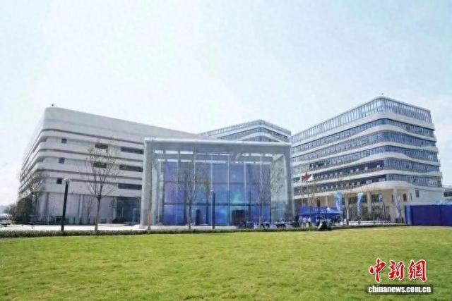 坐落于浙江桐乡的“乌镇之光”超算中心。桐乡市传媒中心供图