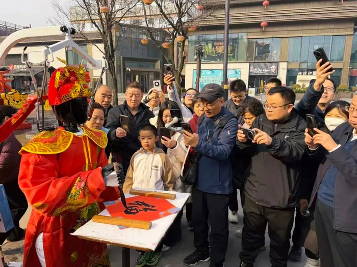 图片来源：大唐不夜城