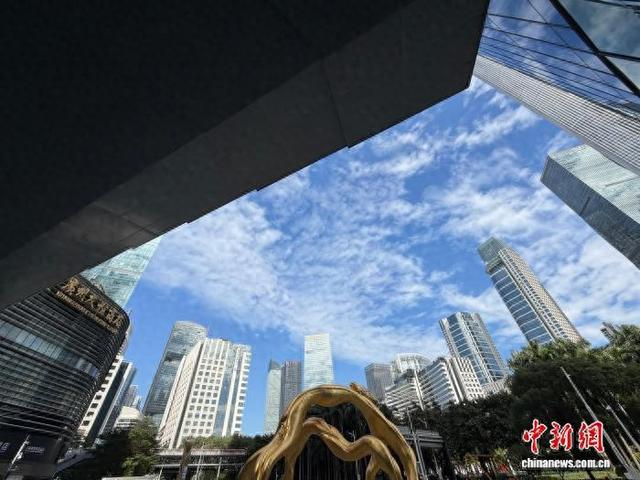 位于广州天河区的珠江新城。王坚 摄