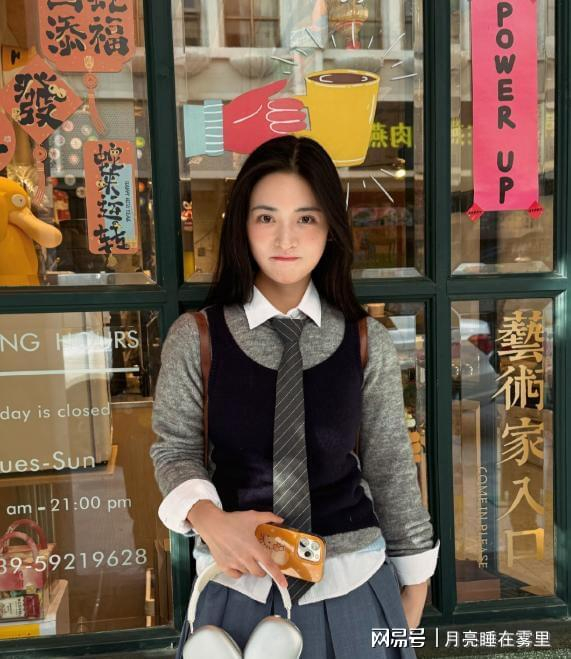 打开网易新闻 查看精彩图片