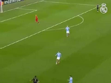 罗德里戈两连击攻破曼城大门，源自贝林厄姆的这脚精彩停球