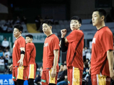 官宣!中国男篮12人名单出炉,赵睿胡金秋领衔,2大热门意外落选