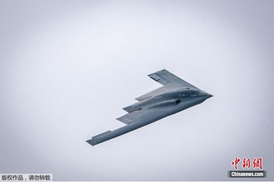 资料图：美国B-2轰炸机。