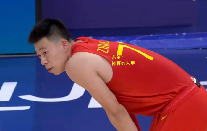 张镇麟已返回辽宁队，将全力投入治疗和康复工作。考虑到他的长期伤病问题，未来接受手术治疗的可能性较大。许多球迷表示对张镇麟的关心与祝福，希望他能尽快克服伤病，重新站上赛场，绽放篮球才华，为中国篮球事业继续努力。中国男篮教练组需要调整战术，挖掘其他球员潜力，填补张镇麟离开带来的空缺，为备战 2025 年男篮亚洲杯做好充分准备，争取在赛场上取得出色成绩。