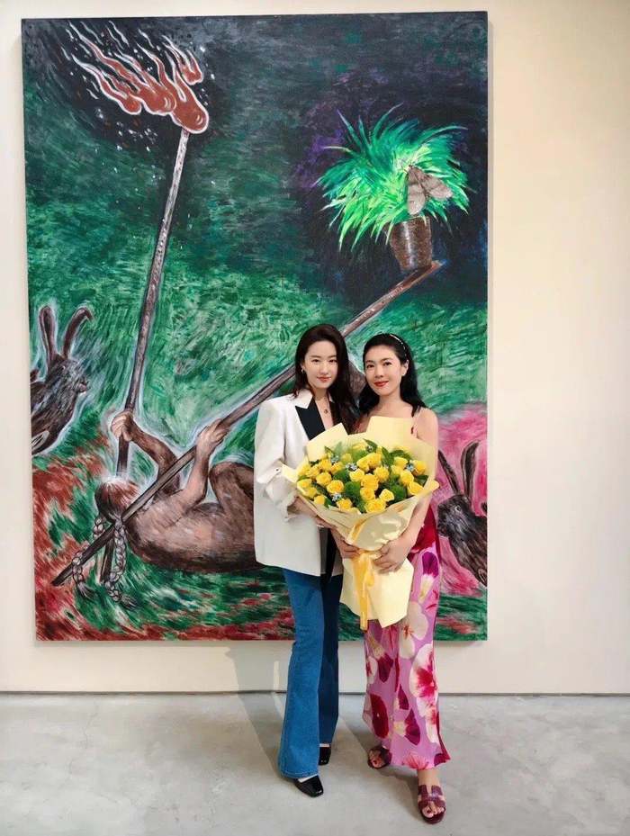 打开网易新闻 查看精彩图片