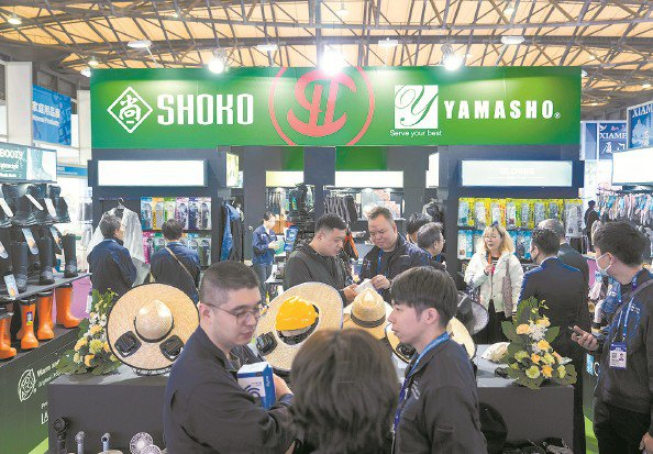             不同细分领域的创新产品亮相华交会 本报记者  陈梦泽  摄          