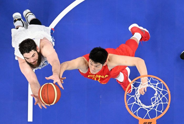 2023年10月6日，中国队与中国台北队在杭州亚运会上交手。新华社记者 孟永民 摄