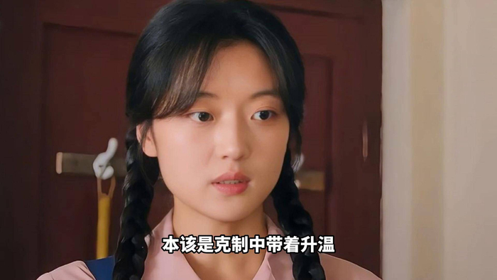  我们观众从不排斥流量艺人参演年代剧，反而很期待看到他们的突破和成长。但突破绝不是靠剪个板寸、换件工装就能实现的，而是要真正沉下心去了解那个时代，读懂角色的内心。央视的舞台一向是检验演员实力的试金石，而非用来镀金的安乐窝。流量终究会褪去，资本也会转移，唯有扎实的演技才能让一个演员走得长远。这次的全网群嘲，也许是陈飞宇和孙千的一次惨痛教训。真心希望他们能够从这场争议中彻底清醒，少接几部烂剧，多花些时间在演技上；少依赖资源，多依靠实力说话。也希望影视圈能够少一些这样的戏混子，多一些肯沉下心磨演技的实力派，不要让流量辜负了好剧本，也不要让观众再为这种辣眼睛的表演买单。毕竟，观众的眼睛是雪亮的。一部剧的好坏，一个演员的优劣，最终还是要靠作品和实力来说话。