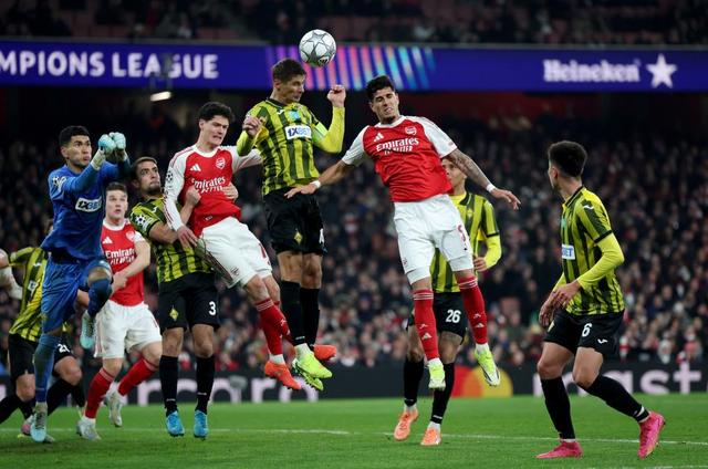 1月28日，在本赛季欧冠联赛阶段第八轮比赛中，英超阿森纳队3:2战胜哈萨克斯坦阿拉木图凯拉特队。新华社记者 李颖 摄