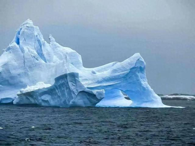 南极的冰川。受访者供图