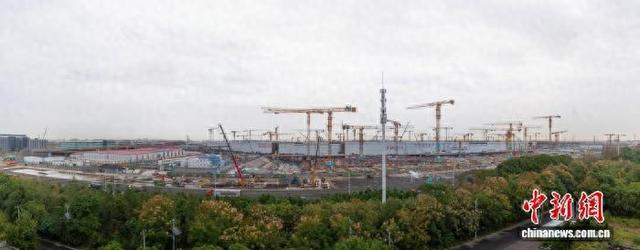 东方枢纽上海东站建设现场。陶杰 摄