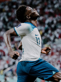 世界杯首秀梅开二度