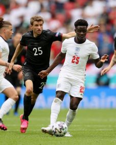 萨卡在英格兰国家队