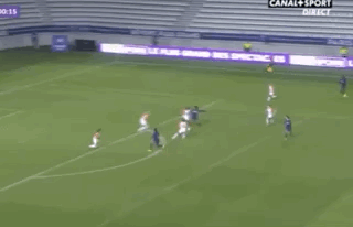 体育晨报:王霜17秒轰出世界波,教练的手势亮了