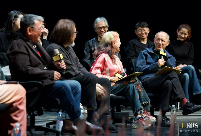 《暗恋桃花源》几代演员同台聚首