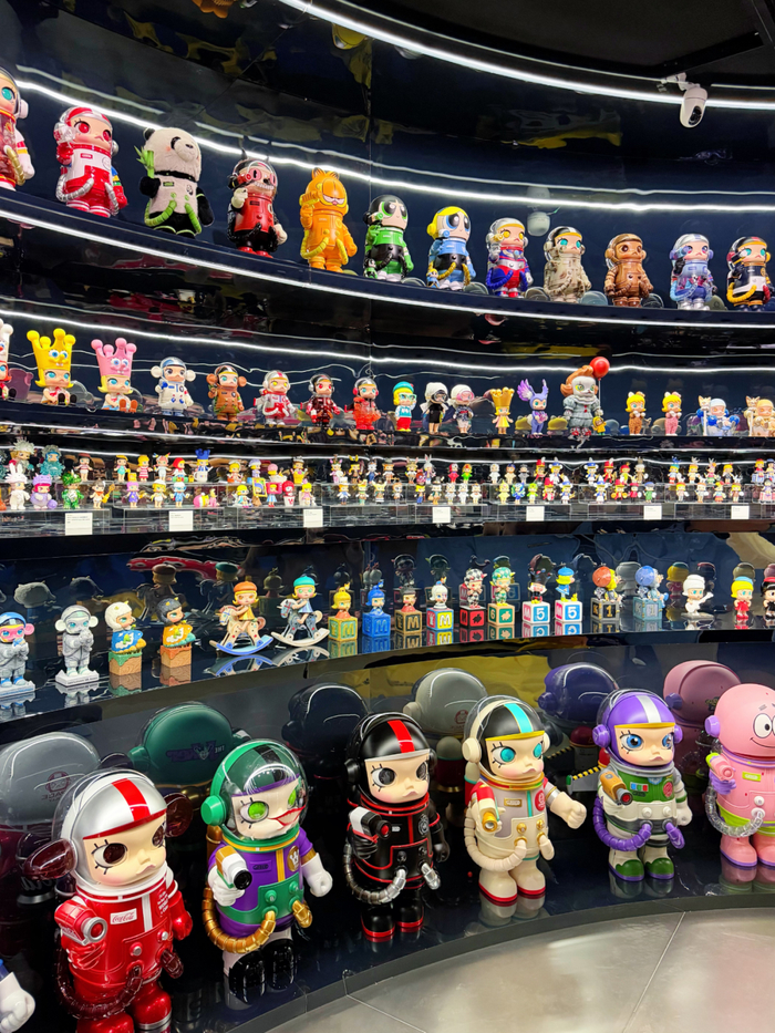 MOLLY 20周年全球巡展