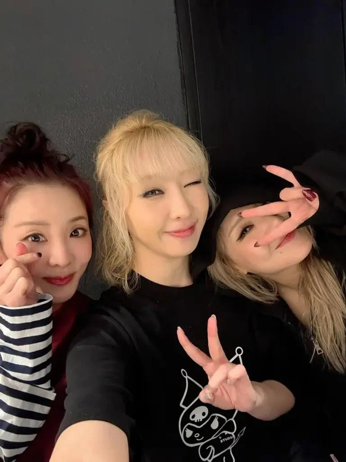 朴山多拉 Instagram