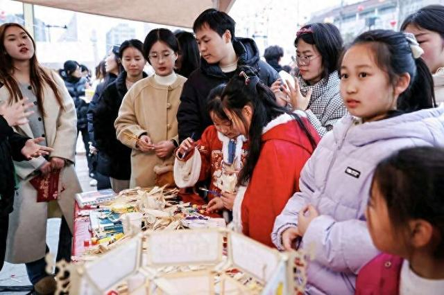 游园会活动现场。安徽农业大学团委供图