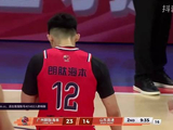 广州男篮半场46比39领先山东男篮，陈林坚表现亮眼