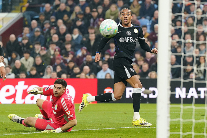 佩德罗超越传奇德罗巴在切尔西的处子赛季进球数。