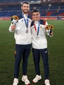 东京奥运会银牌